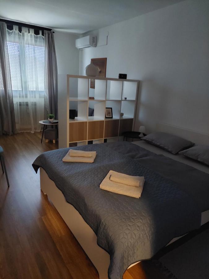 M&M Apartment Velika Gorica Exterior foto